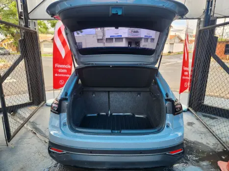 VOLKSWAGEN Nivus 1.0 4P FLEX 200 TSI HIGHLINE TURBO AUTOMTICO, Foto 10