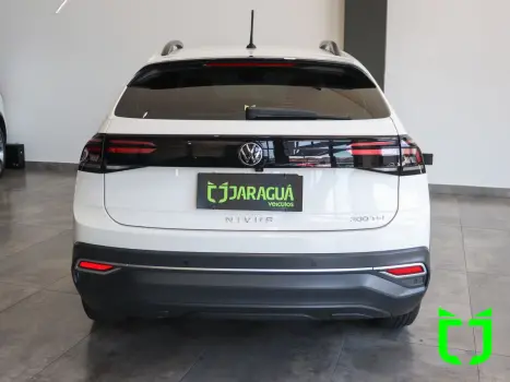 VOLKSWAGEN Nivus 1.0 4P FLEX 200 TSI COMFORTLINE TURBO AUTOMTICO, Foto 5