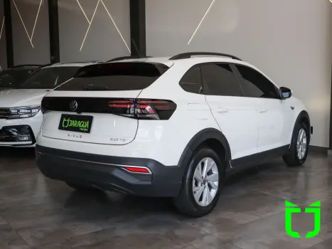 VOLKSWAGEN Nivus 1.0 4P FLEX 200 TSI COMFORTLINE TURBO AUTOMTICO, Foto 6