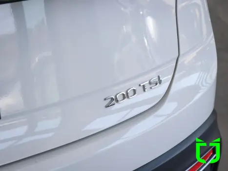 VOLKSWAGEN Nivus 1.0 4P FLEX 200 TSI COMFORTLINE TURBO AUTOMTICO, Foto 8