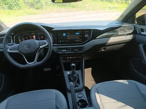 VOLKSWAGEN Nivus 1.0 4P FLEX 200 TSI HIGHLINE TURBO AUTOMTICO, Foto 8