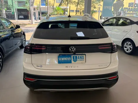 VOLKSWAGEN Nivus 1.0 4P FLEX 200 TSI HIGHLINE TURBO AUTOM�TICO, Foto 8
