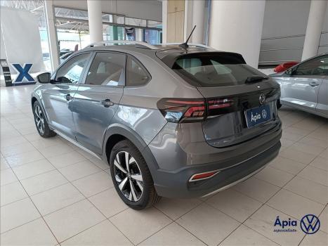 VOLKSWAGEN Nivus 1.0 4P FLEX 200 TSI HIGHLINE TURBO AUTOM�TICO, Foto 9