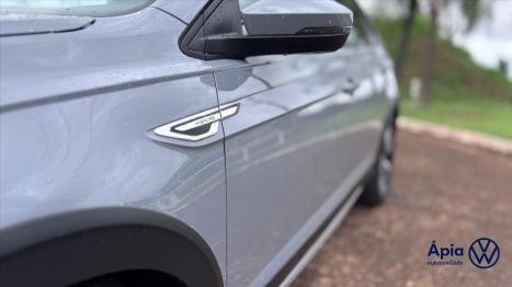 VOLKSWAGEN Nivus 1.0 4P FLEX 200 TSI HIGHLINE TURBO AUTOM�TICO, Foto 9