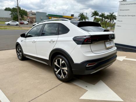 VOLKSWAGEN Nivus 1.0 4P FLEX 200 TSI HIGHLINE TURBO AUTOM�TICO, Foto 13