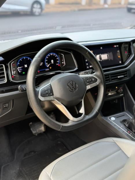 VOLKSWAGEN Nivus 1.0 4P FLEX 200 TSI HIGHLINE TURBO AUTOM�TICO, Foto 4