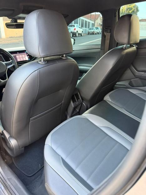 VOLKSWAGEN Nivus 1.0 4P FLEX 200 TSI HIGHLINE TURBO AUTOM�TICO, Foto 6