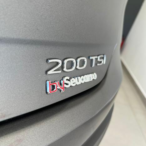 VOLKSWAGEN Nivus 1.0 4P FLEX 200 TSI COMFORTLINE TURBO AUTOM�TICO, Foto 10