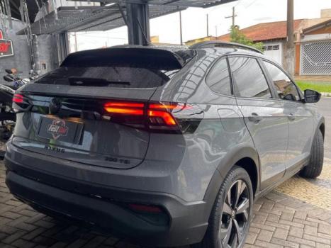 VOLKSWAGEN Nivus 1.0 4P FLEX 200 TSI HIGHLINE TURBO AUTOM�TICO, Foto 11