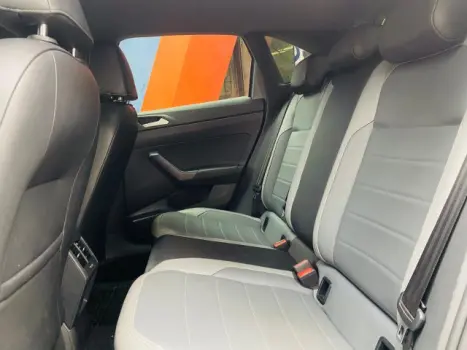 VOLKSWAGEN Nivus 1.0 4P FLEX 200 TSI HIGHLINE TURBO AUTOM�TICO, Foto 6