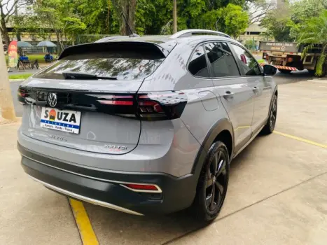 VOLKSWAGEN Nivus 1.0 4P FLEX 200 TSI HIGHLINE TURBO AUTOM�TICO, Foto 7