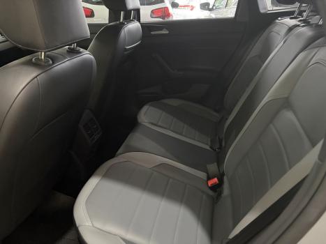 VOLKSWAGEN Nivus 1.0 4P FLEX 200 TSI HIGHLINE TURBO AUTOM�TICO, Foto 6