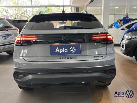 VOLKSWAGEN Nivus 1.0 4P FLEX 200 TSI HIGHLINE TURBO AUTOM�TICO, Foto 5