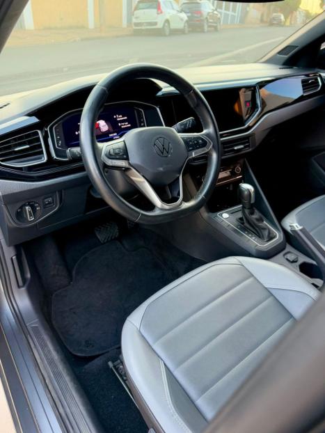 VOLKSWAGEN Nivus 1.0 4P FLEX 200 TSI HIGHLINE TURBO AUTOMÁTICO, Foto 4