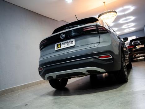 VOLKSWAGEN Nivus 1.0 4P FLEX 200 TSI HIGHLINE TURBO AUTOMÁTICO, Foto 11