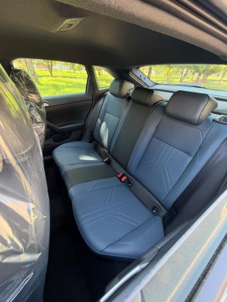 VOLKSWAGEN Nivus 1.0 4P FLEX 200 TSI HIGHLINE TURBO AUTOMÁTICO, Foto 10