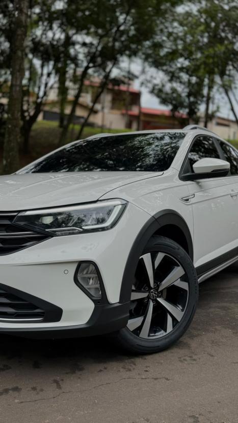 VOLKSWAGEN Nivus 1.0 4P FLEX 200 TSI HIGHLINE TURBO AUTOMÁTICO, Foto 3