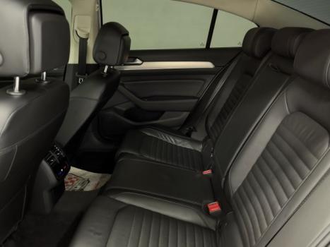 VOLKSWAGEN Passat 2.0 16V 4P TSI TURBO BLUEMOTION HIGHLINE AUTOMÁTICO DSG, Foto 17