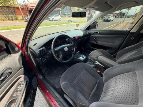 VOLKSWAGEN Passat Variant 1.8 4P 20V SFI TURBO AUTOMÁTICO, Foto 17