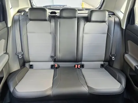 VOLKSWAGEN Polo Hatch 1.0 12V 4P 200 TSI HIGHLINE AUTOMÁTICO, Foto 8 VOLKSWAGEN Polo Hatch 1.0 12V 4P 200 TSI HIGHLINE AUTOMÁTICO, Foto 8