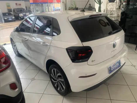 VOLKSWAGEN Polo Hatch 1.0 12V 4P 200 TSI HIGHLINE AUTOMÁTICO, Foto 7 VOLKSWAGEN Polo Hatch 1.0 12V 4P 200 TSI HIGHLINE AUTOMÁTICO, Foto 7