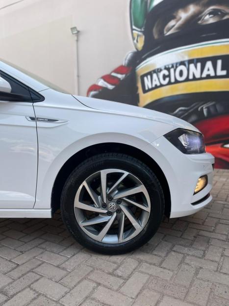 VOLKSWAGEN Polo Hatch 1.0 12V 4P 200 TSI HIGHLINE AUTOMÁTICO, Foto 8 VOLKSWAGEN Polo Hatch 1.0 12V 4P 200 TSI HIGHLINE AUTOMÁTICO, Foto 8