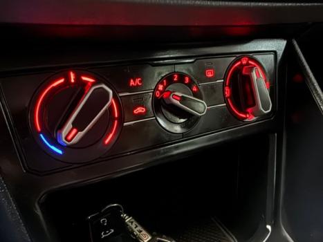 VOLKSWAGEN Polo Hatch 1.0 12V 4P 200 TSI  COMFORTLINE AUTOM�TICO, Foto 11