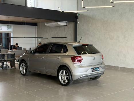 VOLKSWAGEN Polo Hatch 1.0 12V 4P 200 TSI HIGHLINE AUTOM�TICO, Foto 6