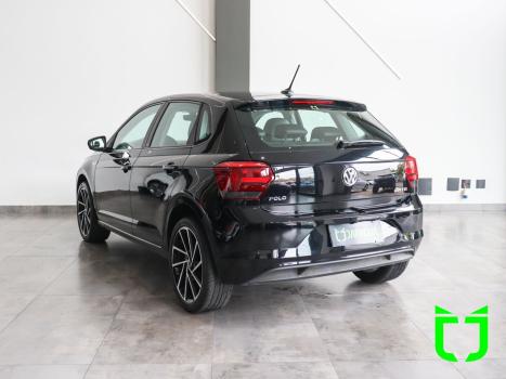 VOLKSWAGEN Polo Hatch 1.0 12V 4P 200 TSI HIGHLINE AUTOM�TICO, Foto 4