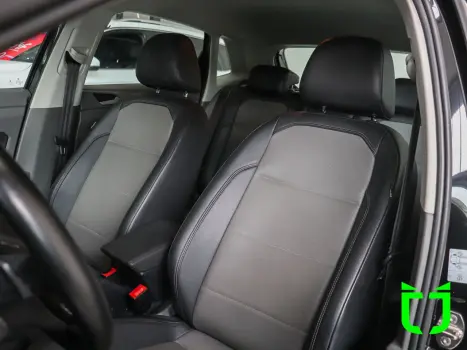VOLKSWAGEN Polo Hatch 1.0 12V 4P 200 TSI HIGHLINE AUTOM�TICO, Foto 16