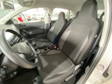 VOLKSWAGEN Polo Hatch 1.0 16V 4P, Foto 13