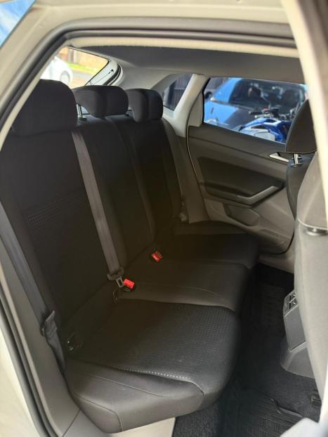 VOLKSWAGEN Polo Hatch 1.0 4P 170 TSI COMFORTLINE AUTOM�TICO, Foto 12