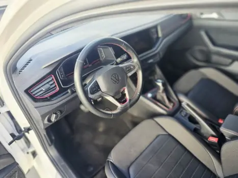 VOLKSWAGEN Polo Hatch 1.4 4P 250 TSI GTS AUTOM�TICO, Foto 4