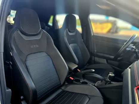 VOLKSWAGEN Polo Hatch 1.4 4P 250 TSI GTS AUTOM�TICO, Foto 6