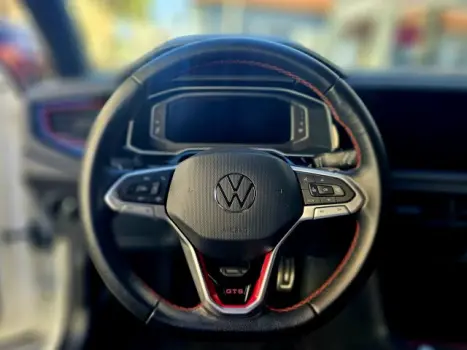 VOLKSWAGEN Polo Hatch 1.4 4P 250 TSI GTS AUTOM�TICO, Foto 16