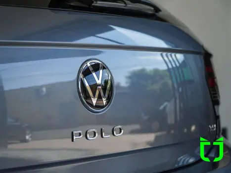 VOLKSWAGEN Polo Hatch 1.0 12V 4P 200 TSI  COMFORTLINE AUTOM�TICO, Foto 11