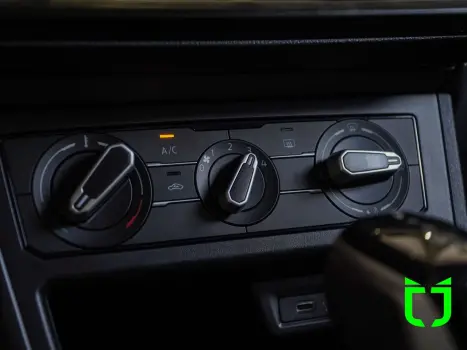 VOLKSWAGEN Polo Hatch 1.0 12V 4P 200 TSI  COMFORTLINE AUTOM�TICO, Foto 15