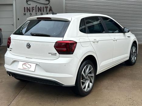 VOLKSWAGEN Polo Hatch 1.0 12V 4P 200 TSI HIGHLINE AUTOM�TICO, Foto 4