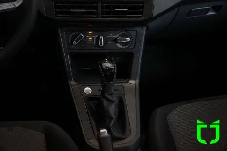 VOLKSWAGEN Polo Hatch 1.0 12V 4P 200 TSI  COMFORTLINE AUTOM�TICO, Foto 15