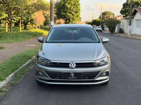 VOLKSWAGEN Polo Hatch 1.0 12V 4P 200 TSI COMFORTLINE, Foto 3