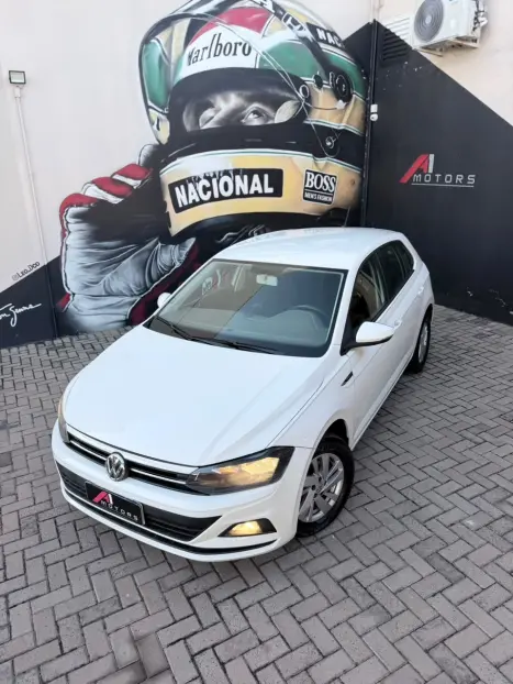 VOLKSWAGEN Polo Hatch 1.0 12V 4P 200 TSI  COMFORTLINE AUTOM�TICO, Foto 9