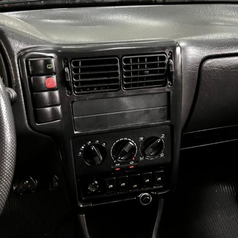 VOLKSWAGEN Polo Sedan 1.8 MI 4P CLASSIC, Foto 12