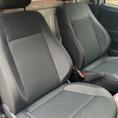 VOLKSWAGEN Saveiro 1.6 FLEX MSI ROBUST CABINE SIMPLES, Foto 10 VOLKSWAGEN Saveiro 1.6 FLEX MSI ROBUST CABINE SIMPLES, Foto 10