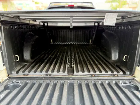 VOLKSWAGEN Saveiro 1.6 FLEX MSI ROBUST CABINE SIMPLES, Foto 9