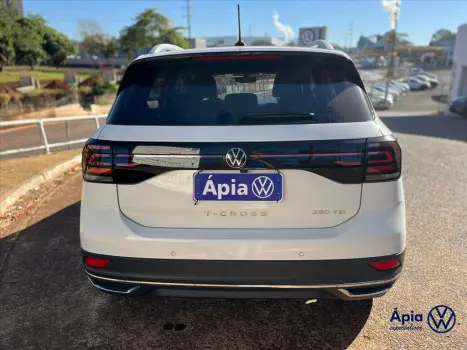 VOLKSWAGEN T-Cross 1.4 4P 250 TSI FLEX HIGHLINE AUTOM�TICO, Foto 10
