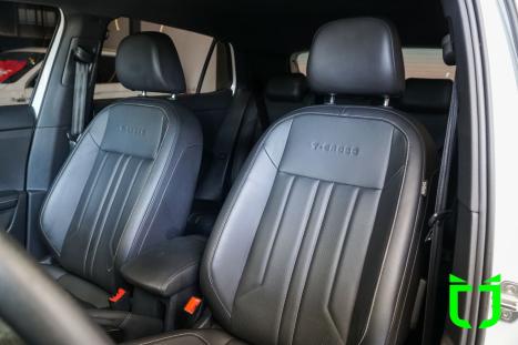 VOLKSWAGEN T-Cross 1.4 4P 250 TSI FLEX HIGHLINE AUTOM�TICO, Foto 20
