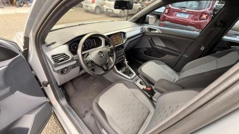 VOLKSWAGEN T-Cross 1.0 4P 200 TSI FLEX COMFORTLINE AUTOM�TICO, Foto 9