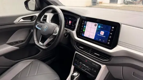 VOLKSWAGEN T-Cross 1.0 4P 200 TSI FLEX COMFORTLINE AUTOM�TICO, Foto 14