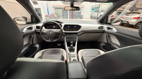 VOLKSWAGEN T-Cross 1.4 4P 250 TSI FLEX HIGHLINE AUTOM�TICO, Foto 7