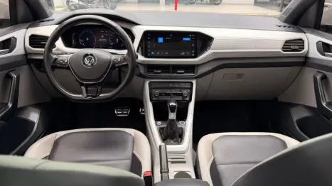 VOLKSWAGEN T-Cross 1.4 4P 250 TSI FLEX HIGHLINE AUTOM�TICO, Foto 8